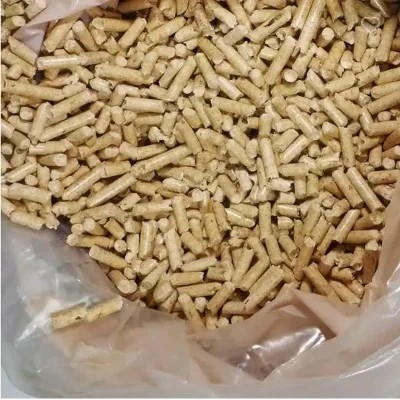 100% चूरा बायोमास लकड़ी ईंधन छर्रों 15kg बैग 85% से अधिक शुद्धता