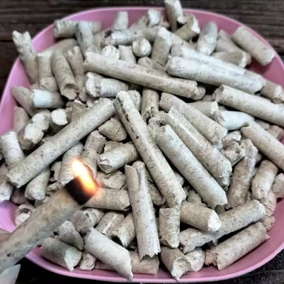 दबाए गए प्राकृतिक ठोस ईंधन के लिए 15 किलो प्लास्टिक पैक लकड़ी के छर्रों