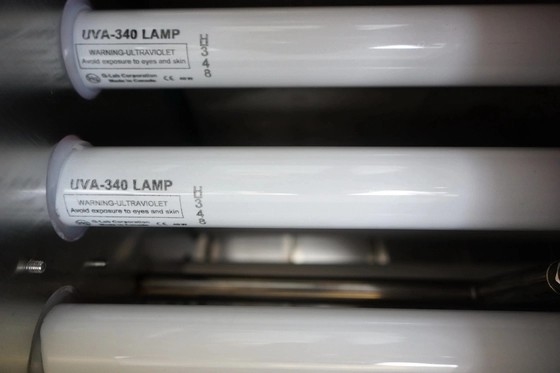 प्रोग्रामेबल कंट्रोलर यूवी लाइट टेस्टिंग इक्विपमेंट AC220V 50HZ